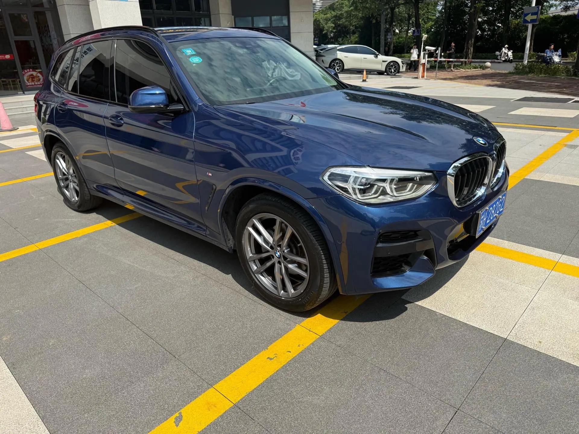 BMW X3 2020 xDrive25i M sports suit 8