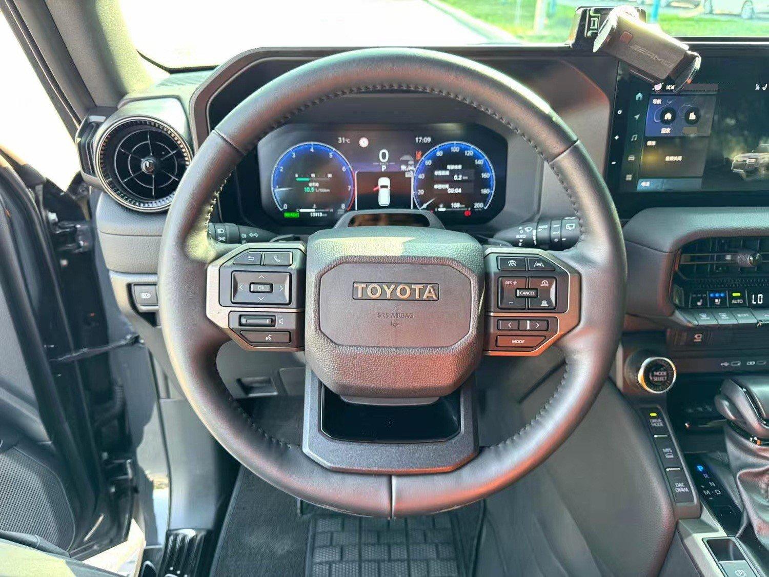 Toyota 2024 Prado HEV 2.4T Wild WX Edition 6-seat Automatic Gear 5
