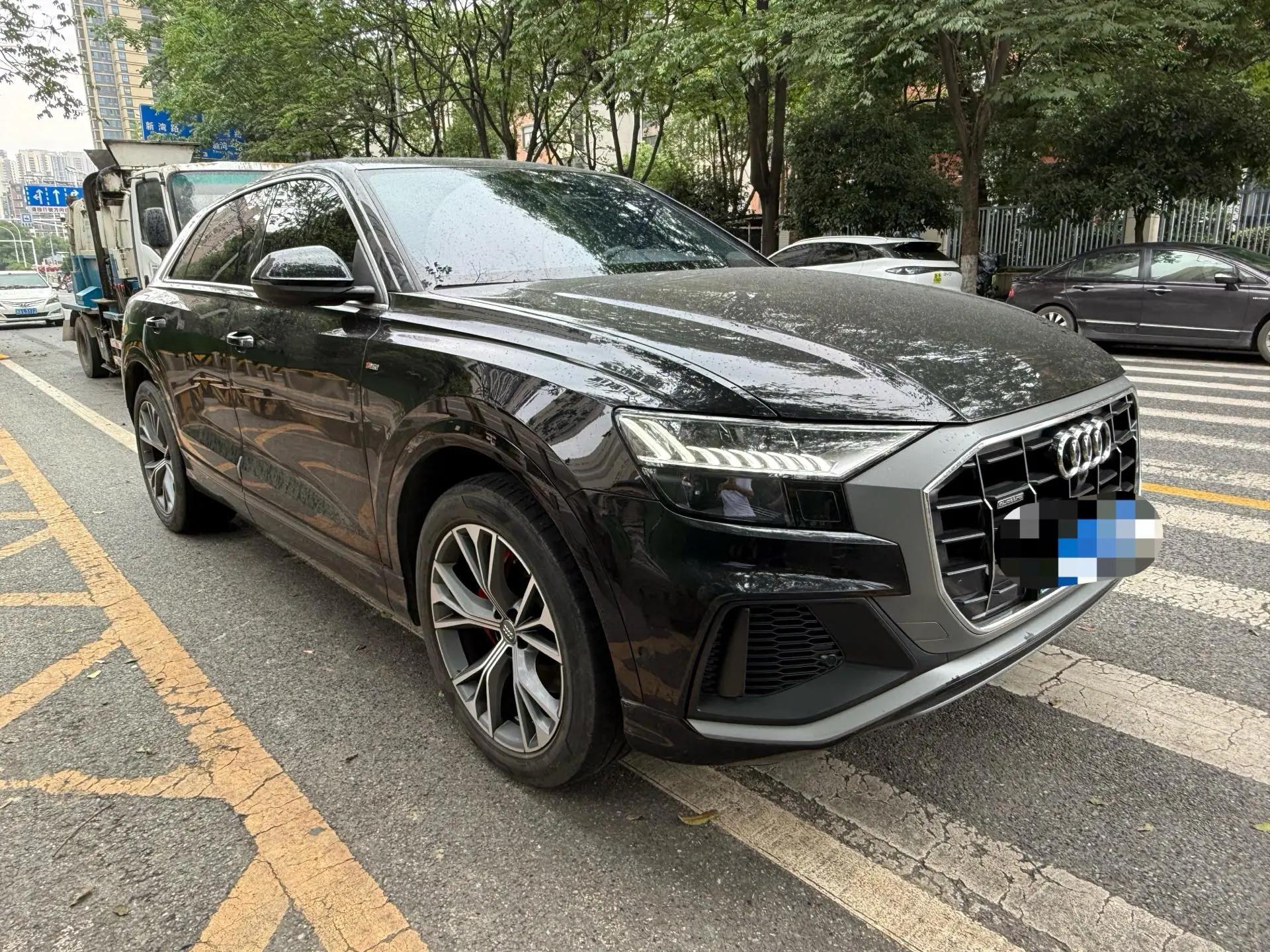 Audi Q8 2019 55 TFSI Deluxe Dynamic 3