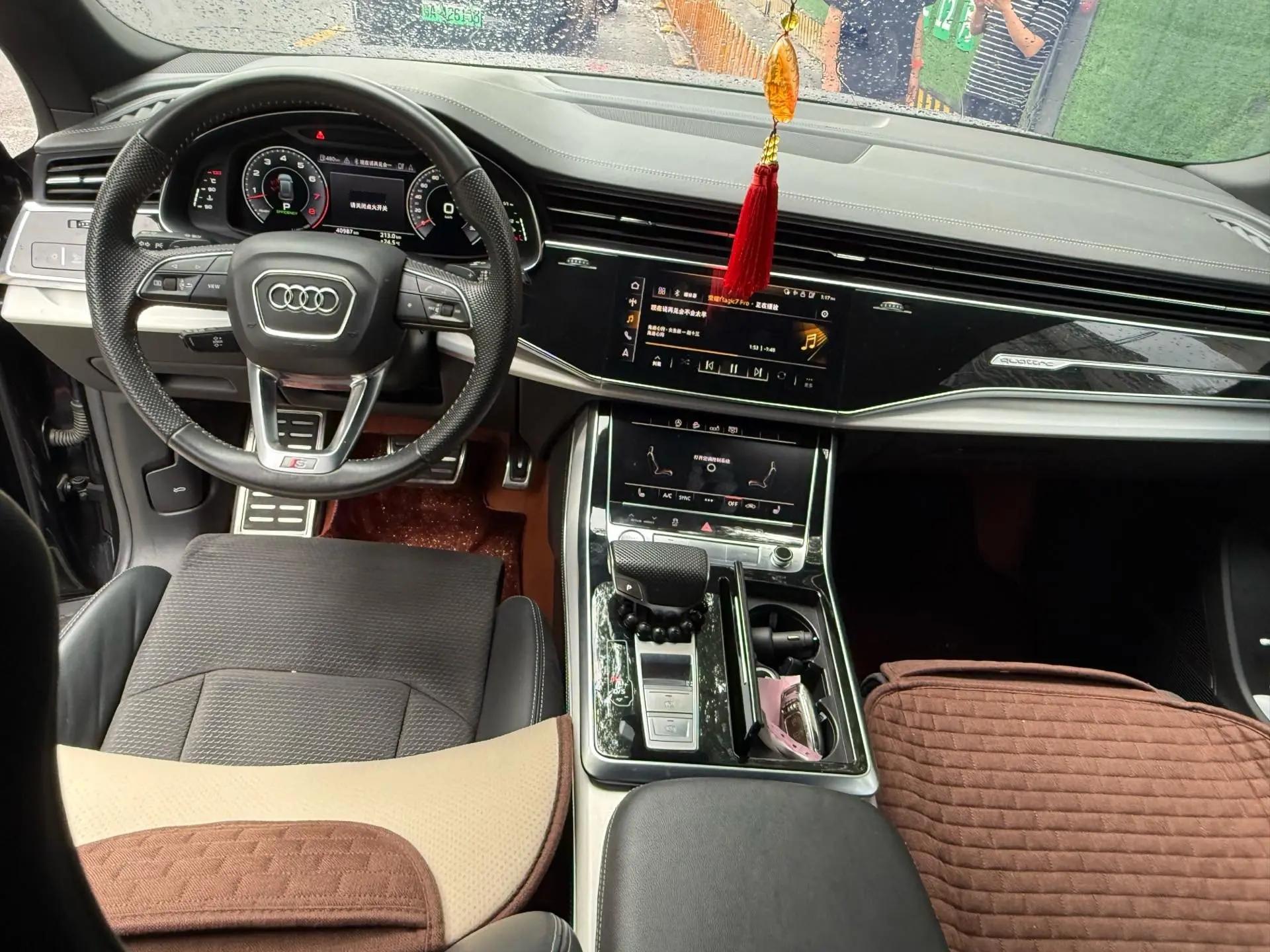 Audi Q8 2019 55 TFSI Deluxe Dynamic 6