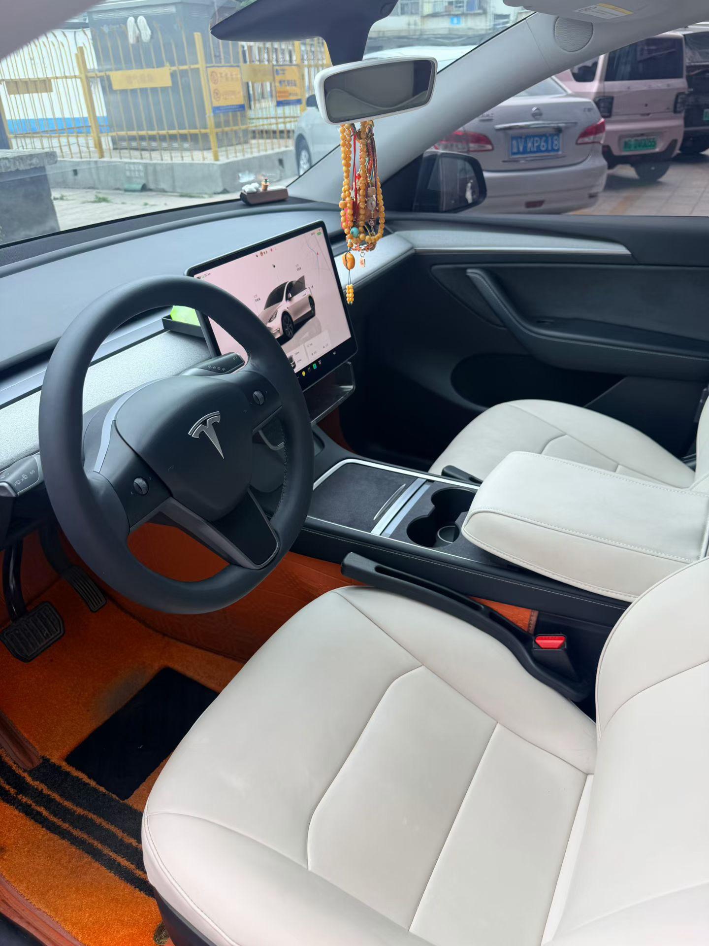 Model Y 2023 rear-wheel drive version 4