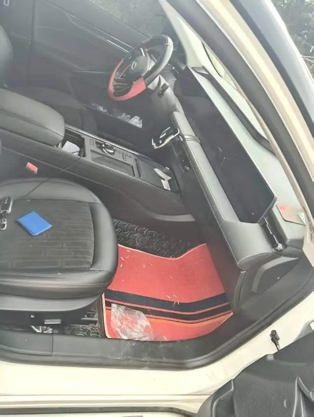 Ford 2023 Mondeo 2.0T EcoBoost 245 luxury automatic gear 3