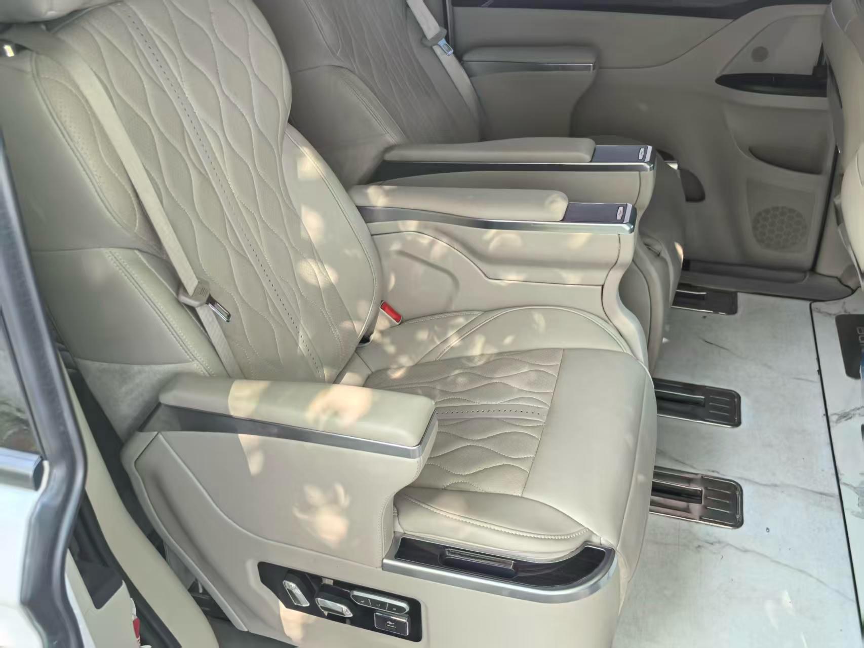 Buick GL8 2023 ES Lu Zun 653T Comfort 6