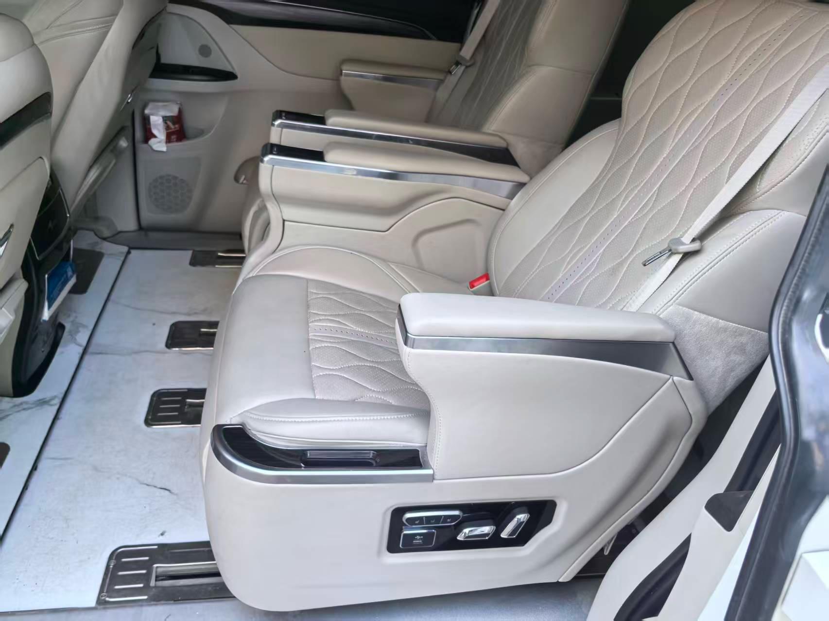 Buick GL8 2023 ES Lu Zun 653T Comfort 9