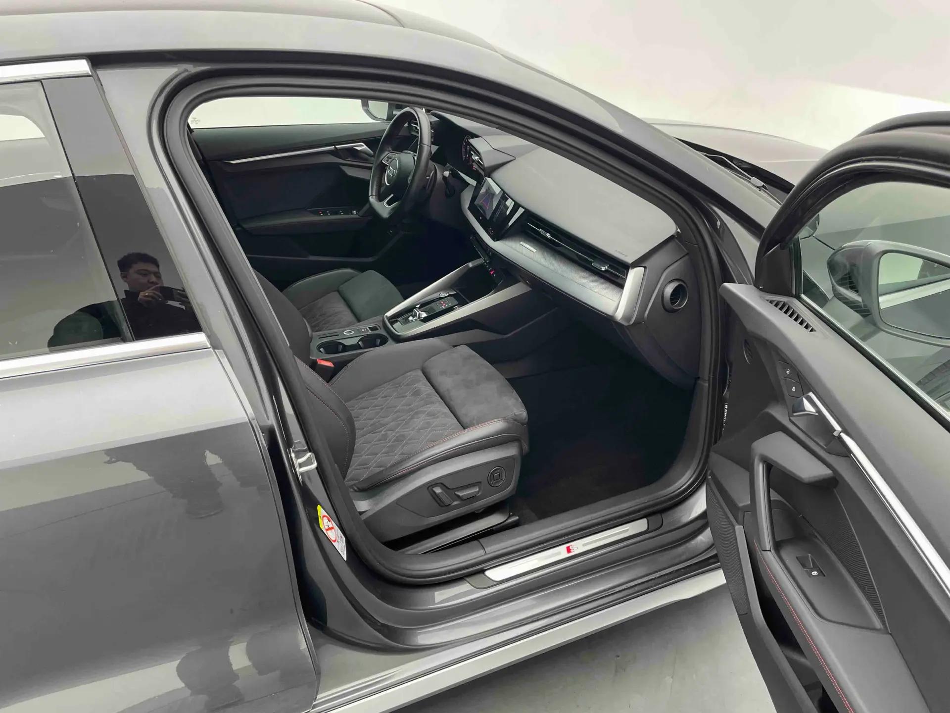 Audi A3 2022 model Sportback 35 TFSI Luxury Sports Edition 3