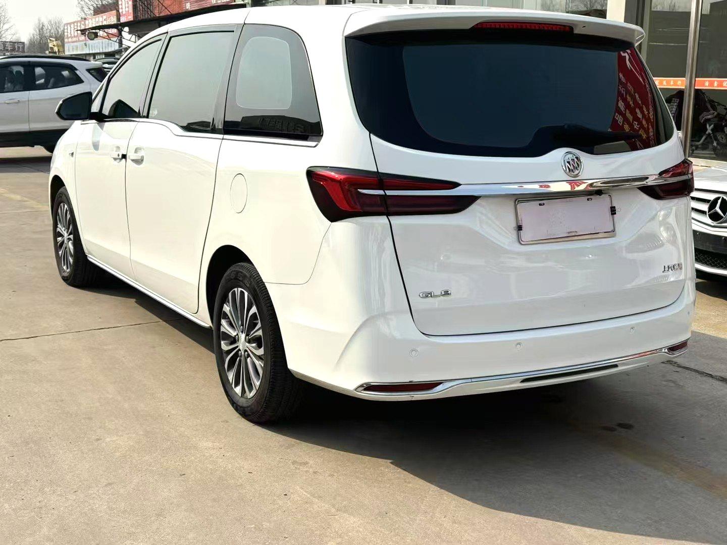 Buick GL8 2023 Land Business Class 652T Smart Luxury Model 4