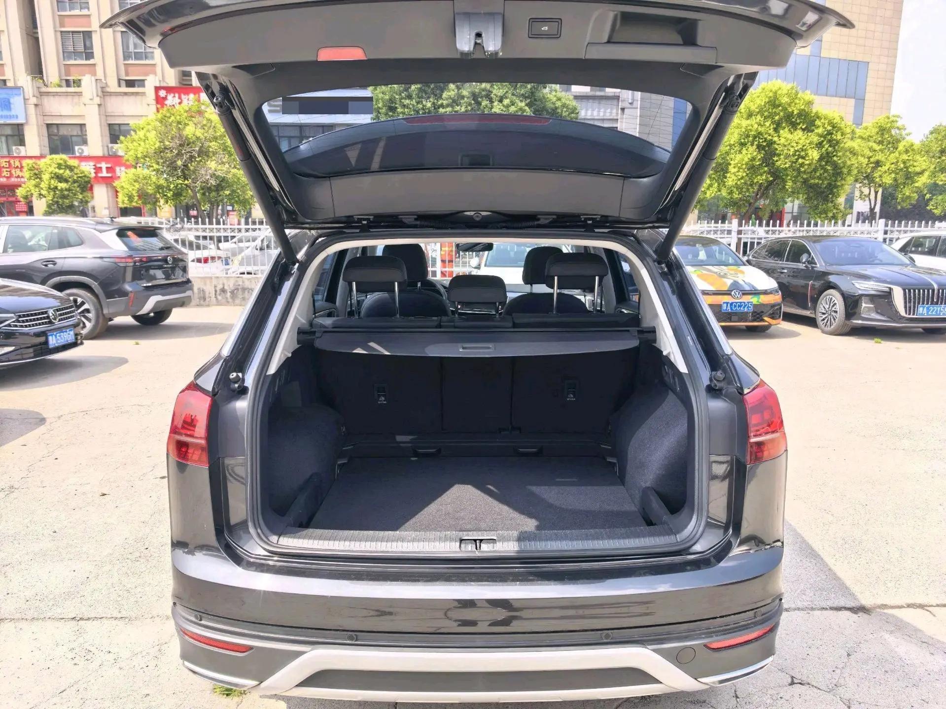 Tan Yue 2022 280TSI Two-Drive Deluxe Zhilian Edition 5