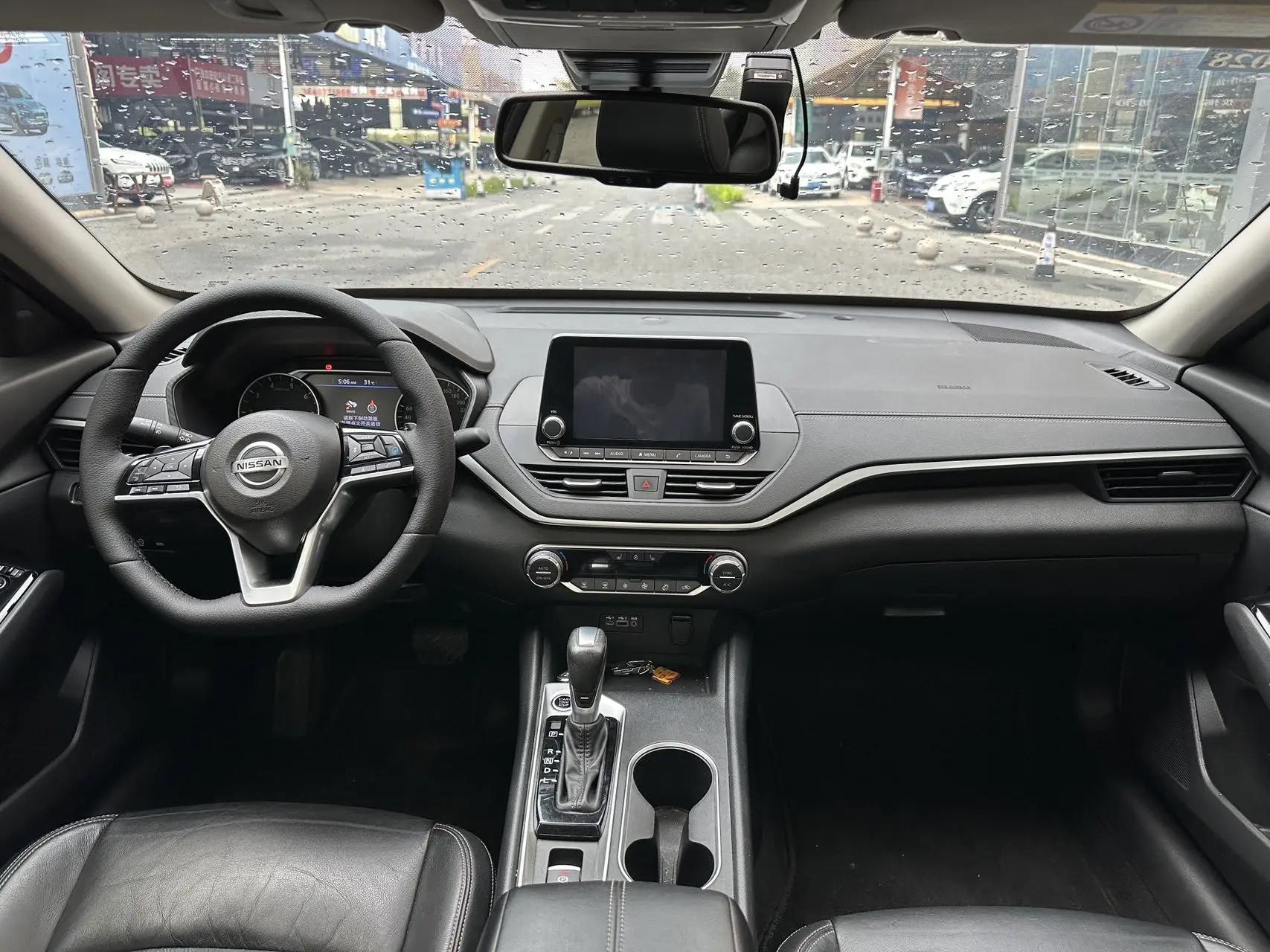 Teana 2020 2.0T XL Upper AD1 Smart Navigation Edition 4