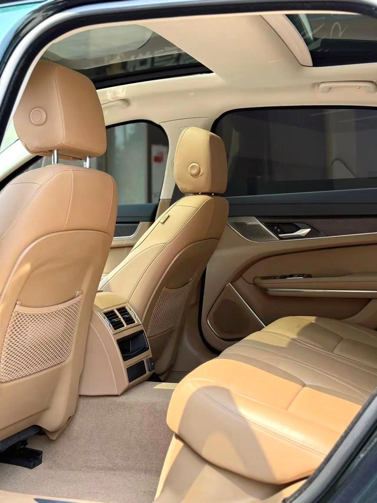 Jaguar XFL 2024 2.0T P 12500.00g Drive Premium Deluxe Edition 4
