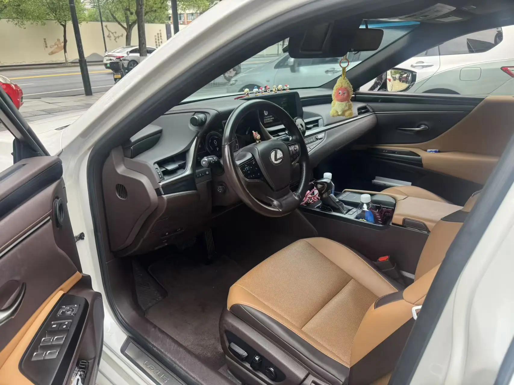 Lexus ES 2020 300h Excellent Edition 2