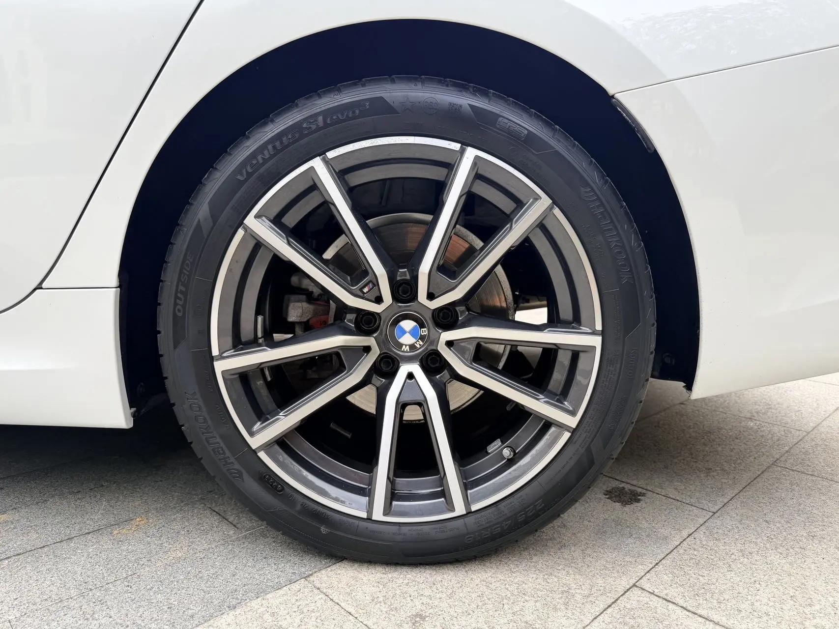 BMW 3 Series 2022 320Li M Sports Suit 8