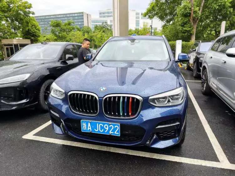 BMW X3 2020 xDrive25i M sports suit