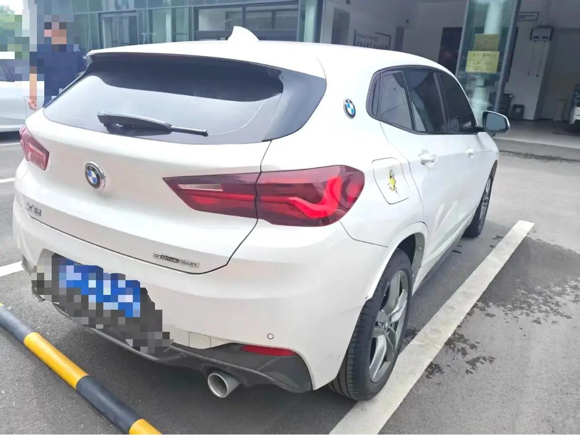 BMW X2 2021 sDrive25i M sports suit 3
