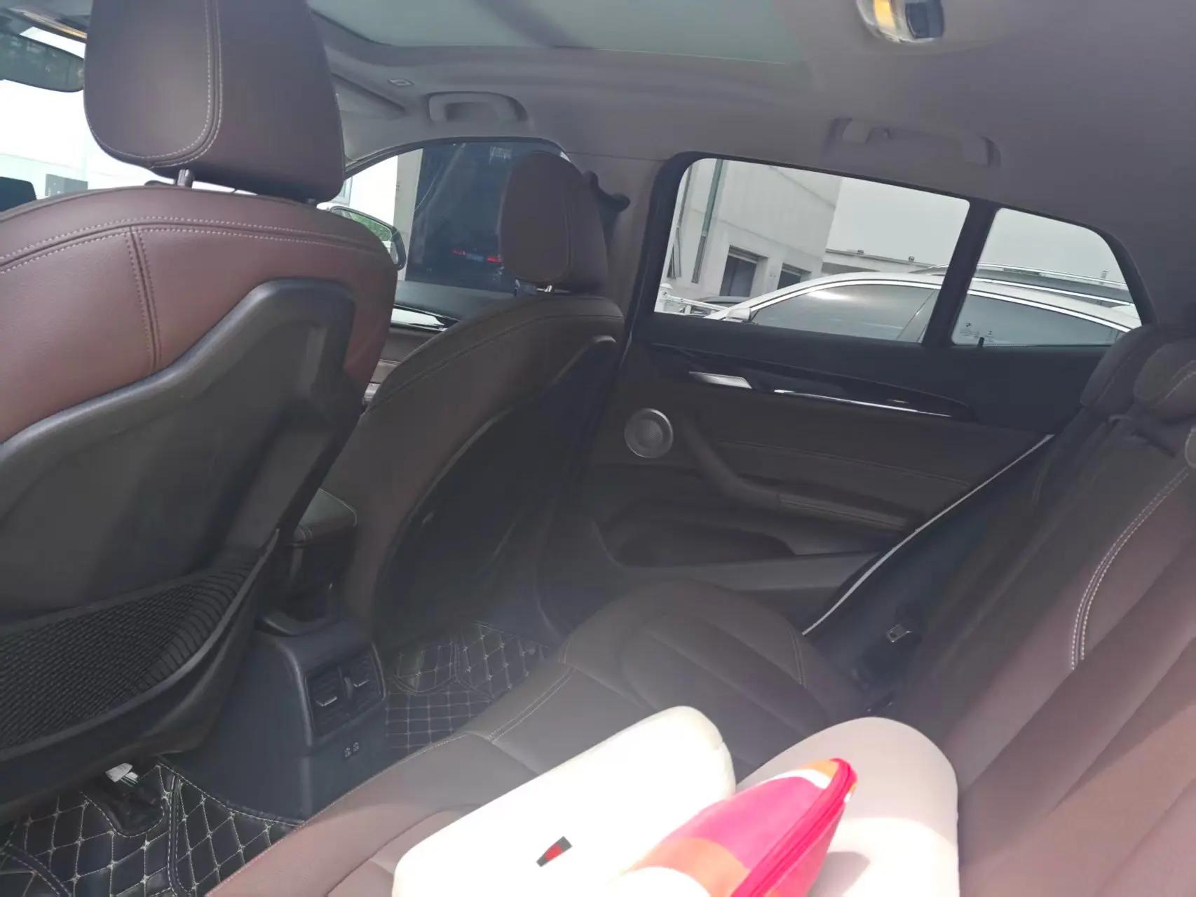 BMW X2 2021 sDrive25i M sports suit 5