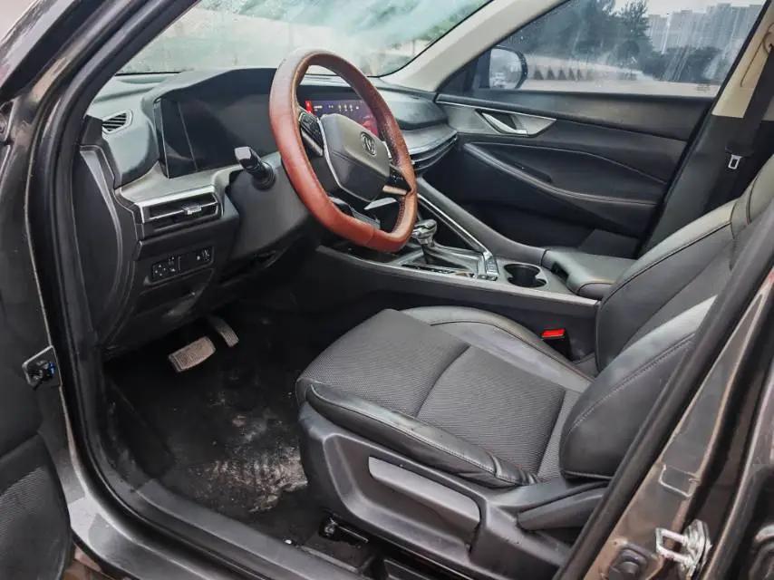 ChangAn 2023 CS35 PLUS 1.4T Enjoyment Edition Luxury Automatic 3