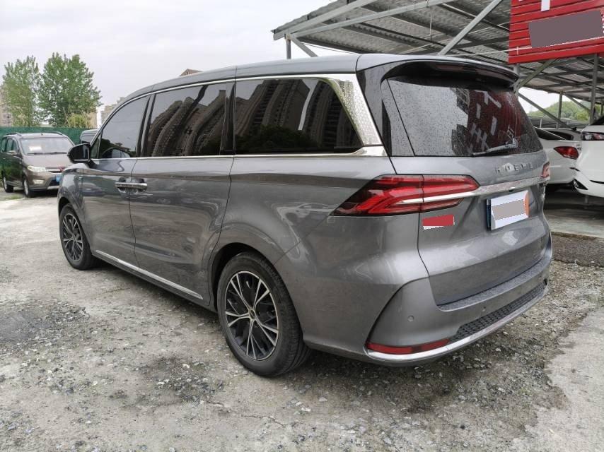 Roewe iMAX8 2023 400TGI Premium Edition 5