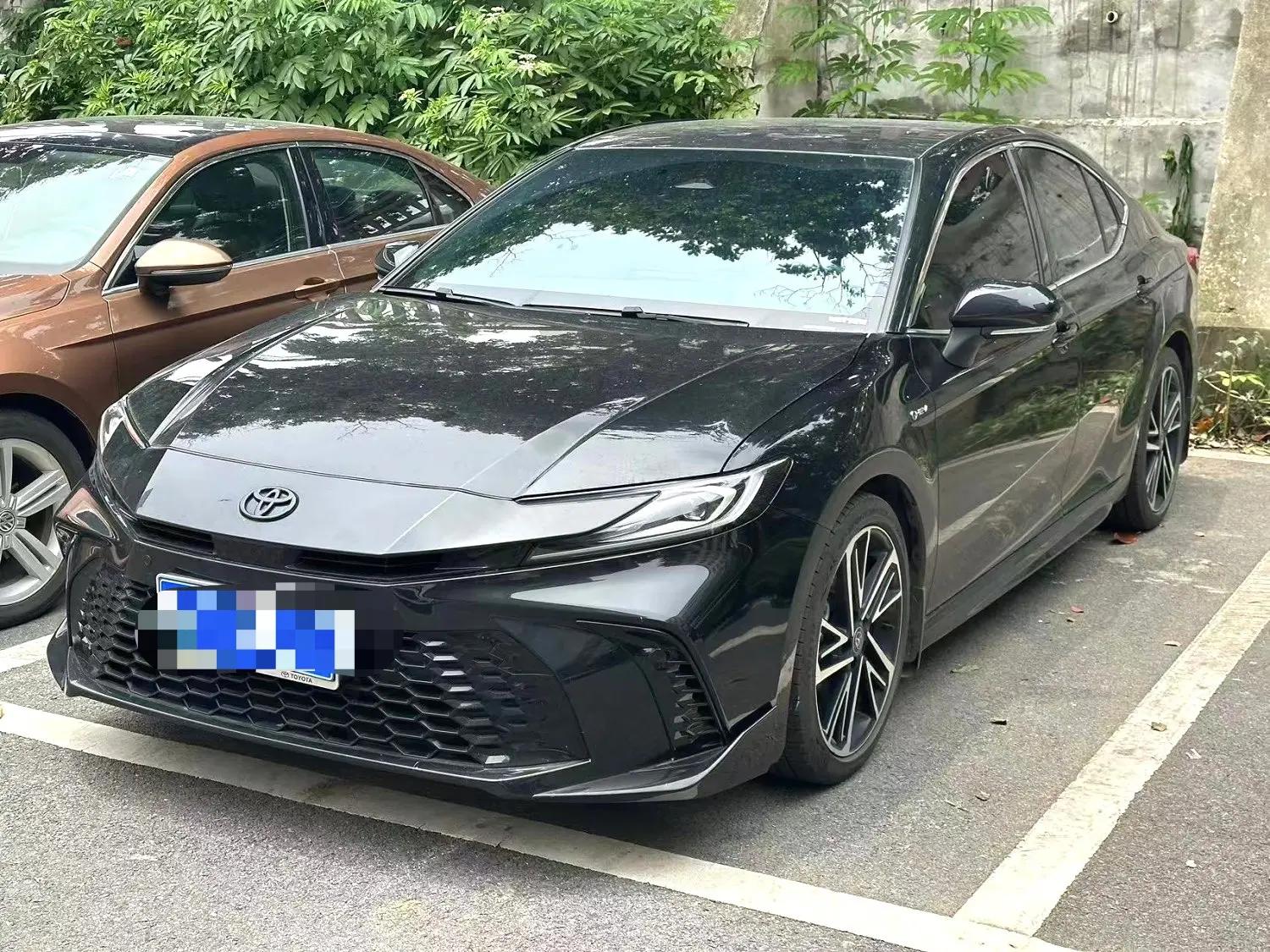 Toyota 2024 Camry Dual Engine 2.0HS Stepless Sports Edition Automatic Gear