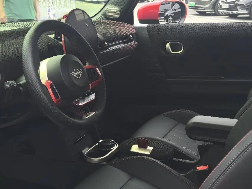 MINI Countryman(进口) MINI JCW 2025款 JOHN COOPER WORKS 自动挡 4
