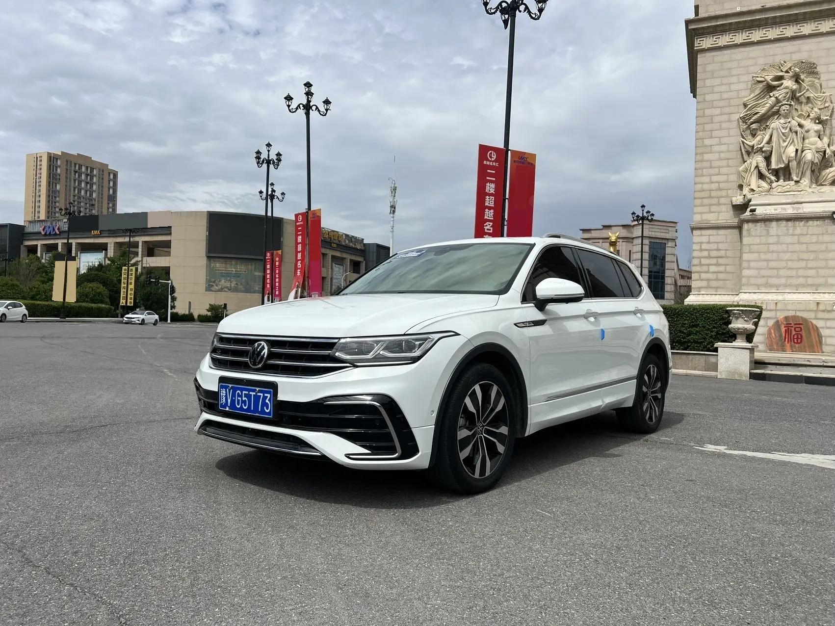 Volkswagen 2023 Tiguan L R-Line 2.0TSI 380TSI Four-wheel Drive R-Line Flagship 7-seat Edition (Revised) Automatic Gear