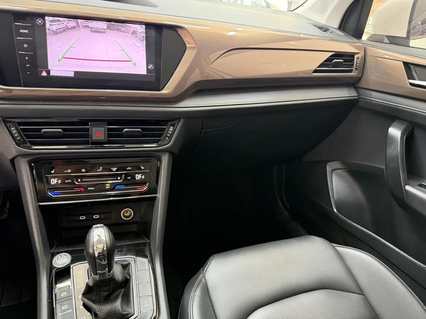 Tougu 2022 280TSI Two-Wheel-Drive Luxury Edition 11
