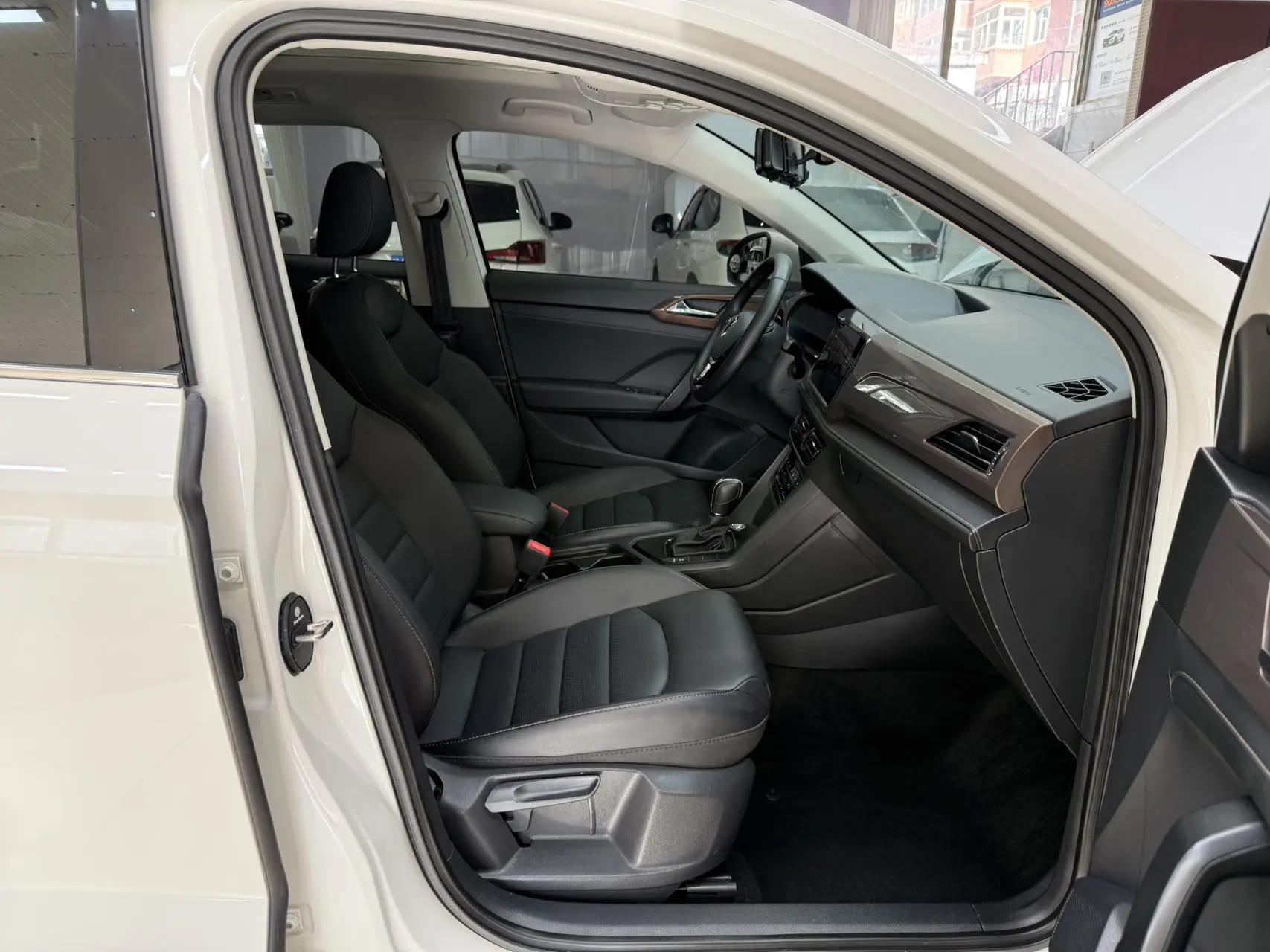 Tougu 2022 280TSI Two-Wheel-Drive Luxury Edition 18