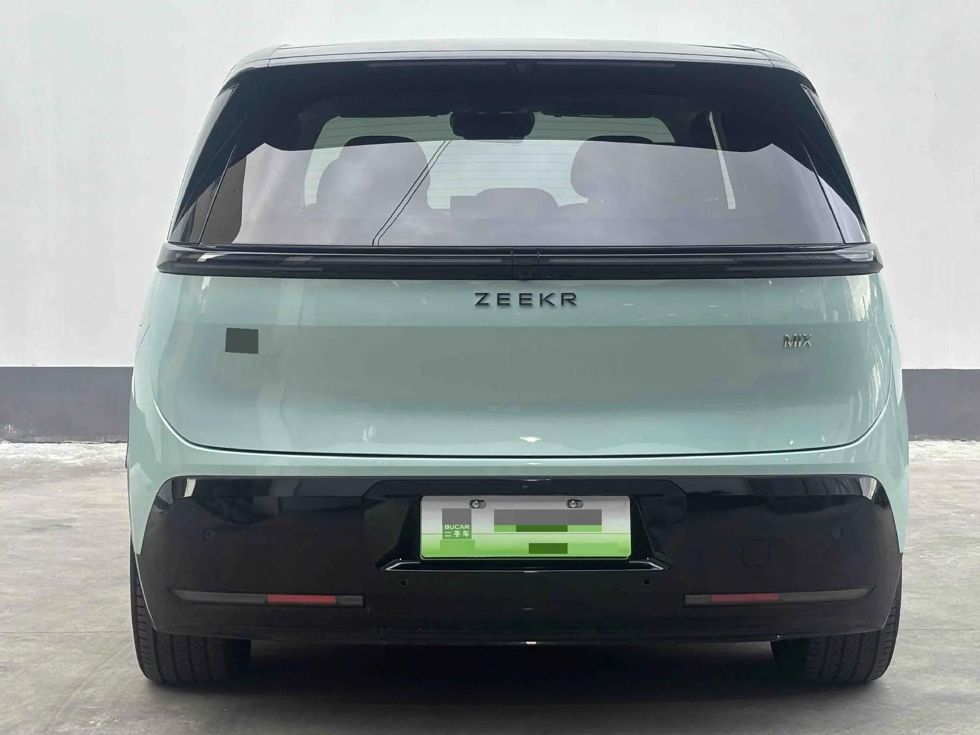 Zeekr MIX 2024 Lithium Iron Phosphate Low Edition 8