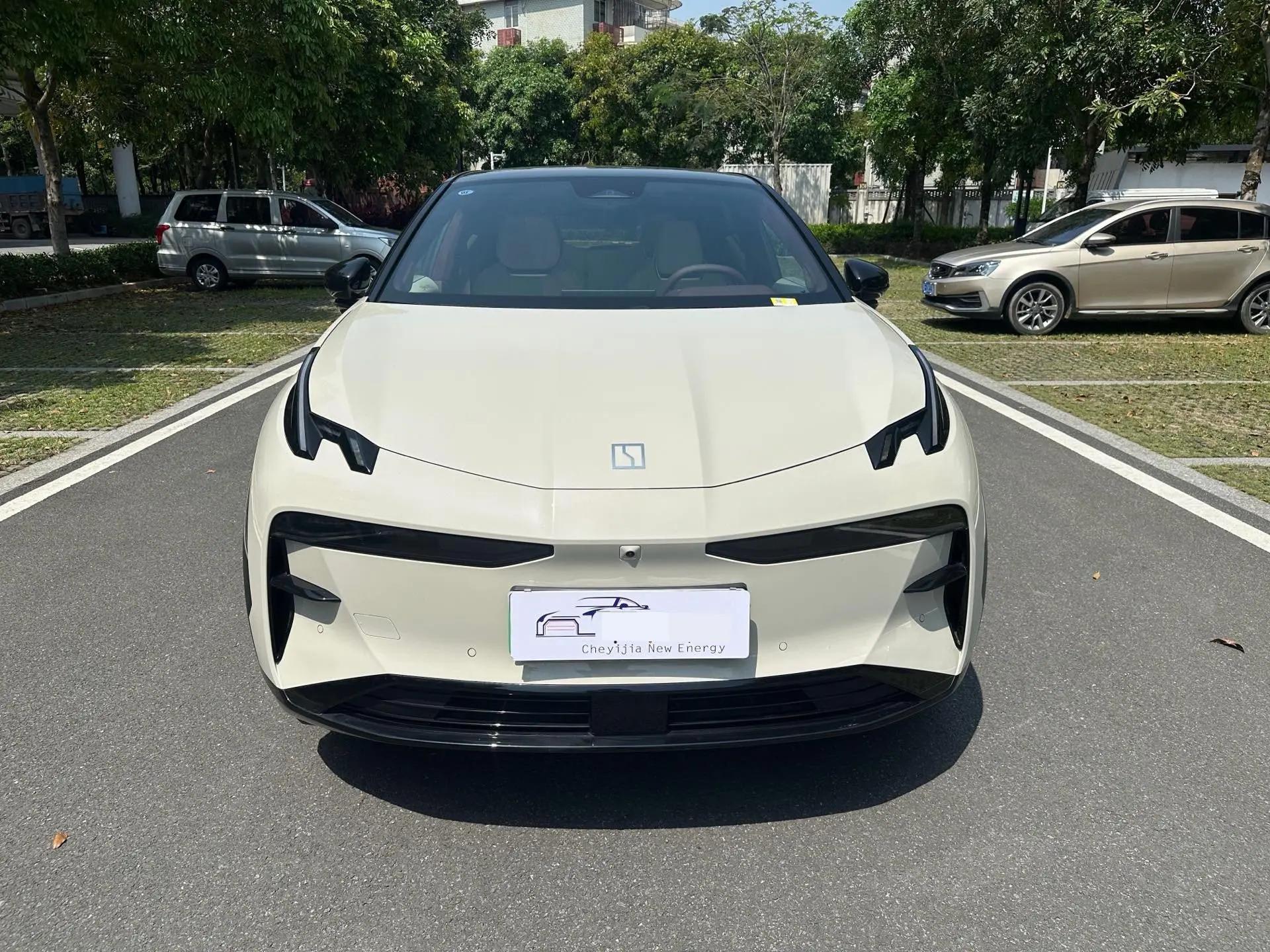Zeekr 2025 Zeekr X Four-Seat Rear-Wheel-Drive Magic Cube Edition Automatic 2
