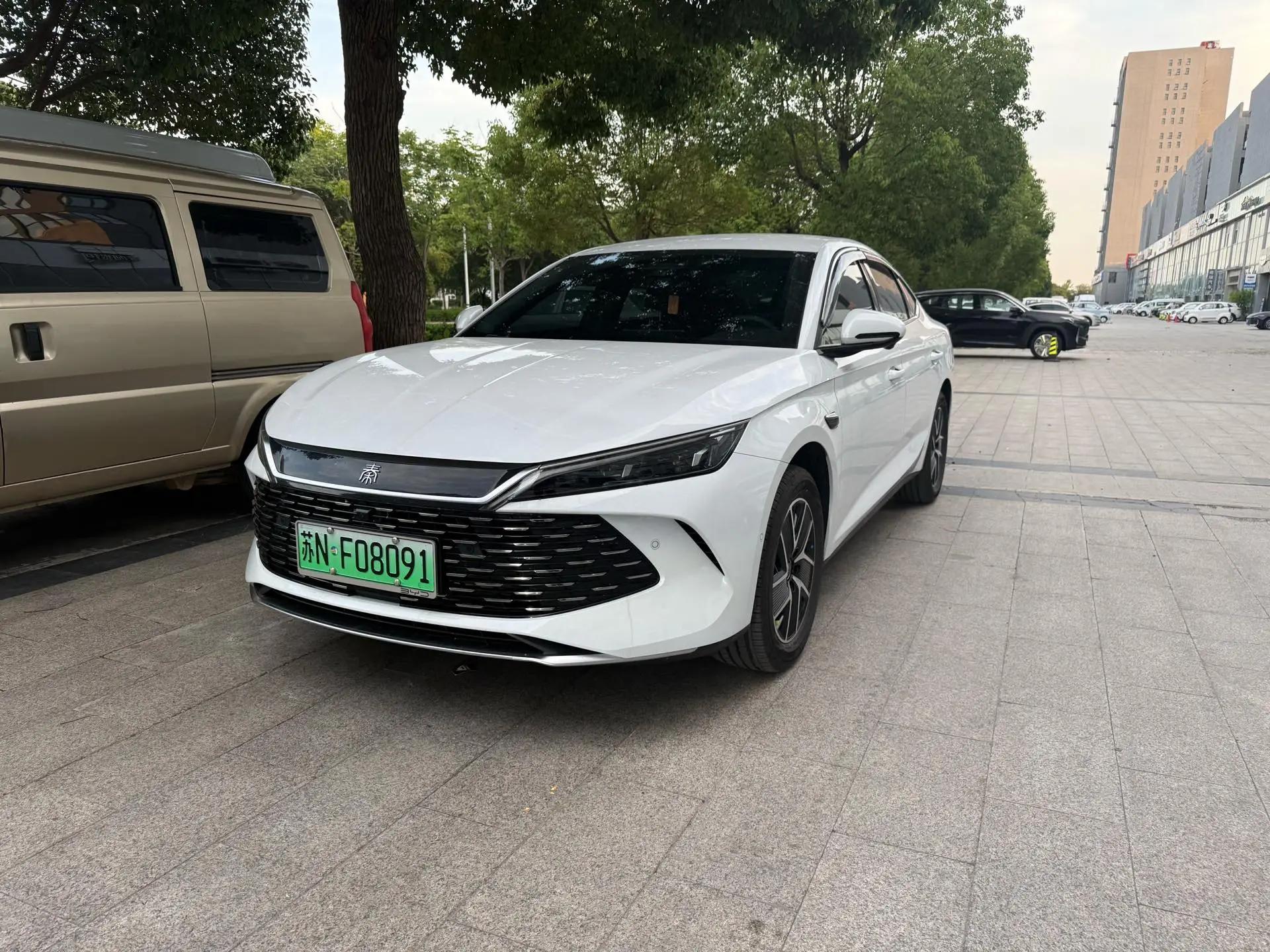 BYD 2026 Qin L DM-i 1.5 CVT 128KM Leading Edition Automatic