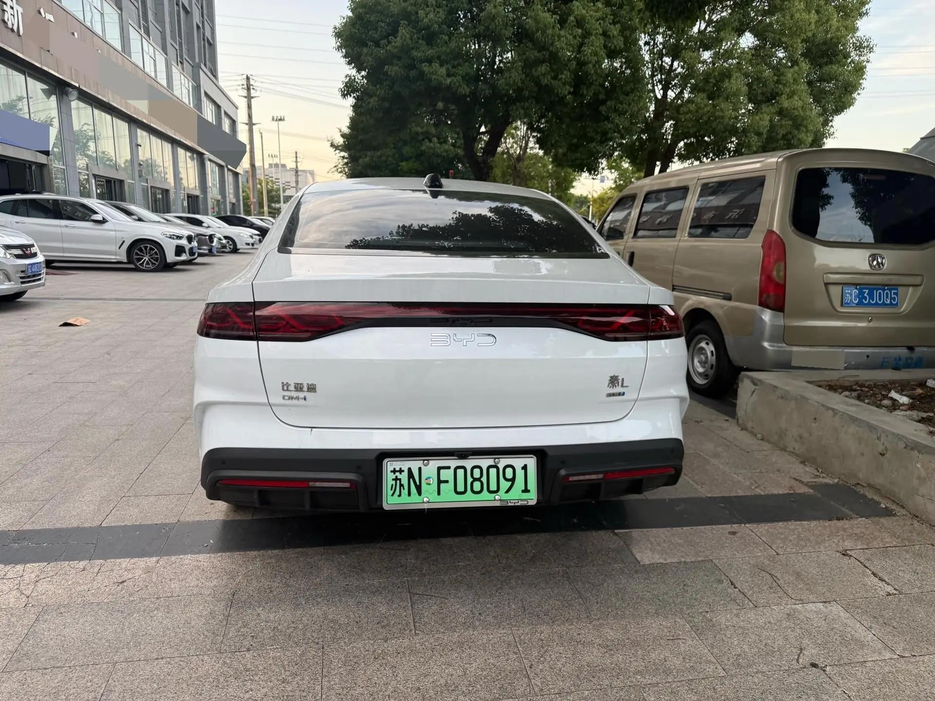 BYD 2026 Qin L DM-i 1.5 CVT 128KM Leading Edition Automatic 6