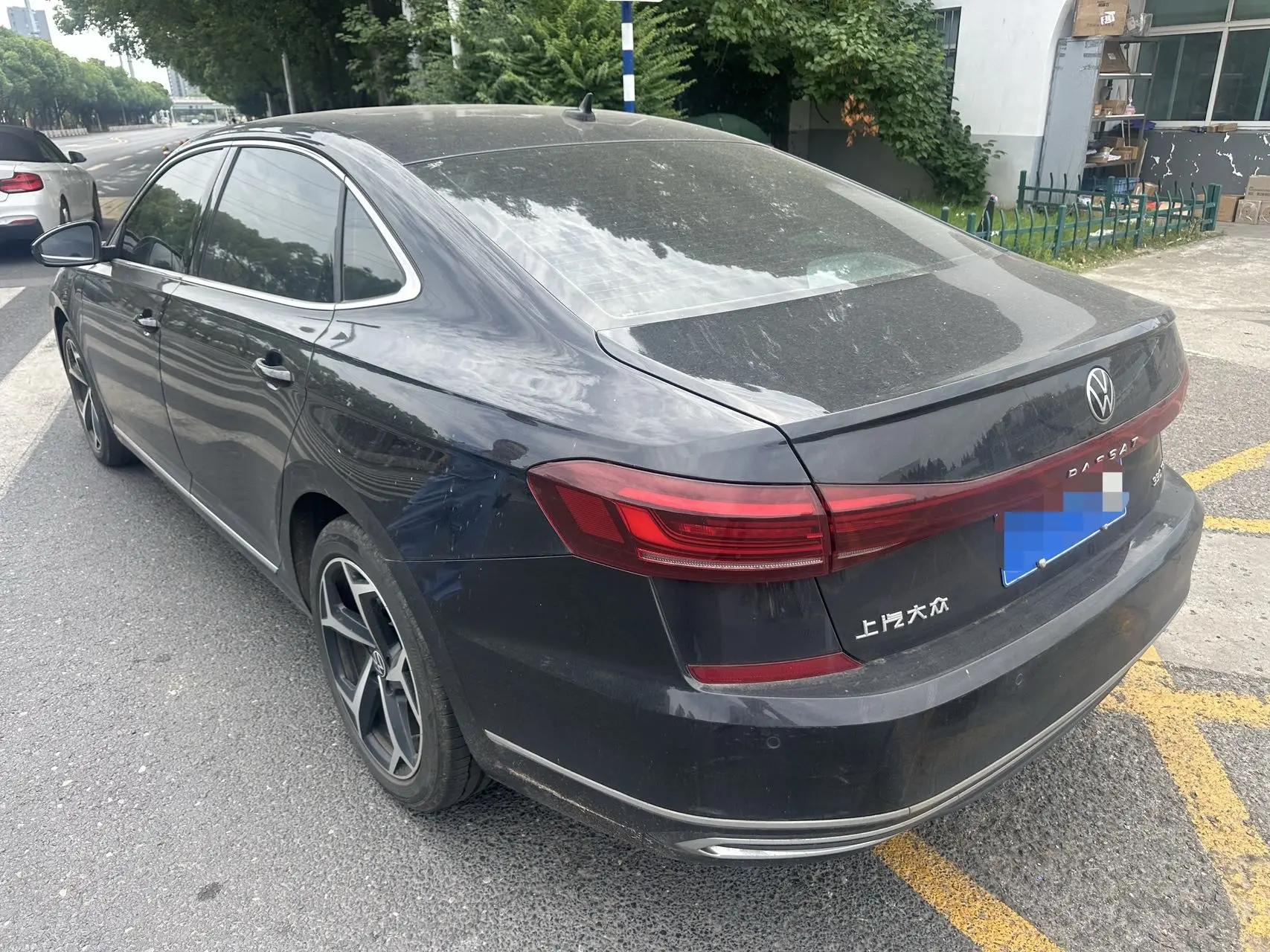 Volkswagen 2024 Passat 2.0TSI 330TSI Starry Sky Elite Edition Automatic 6