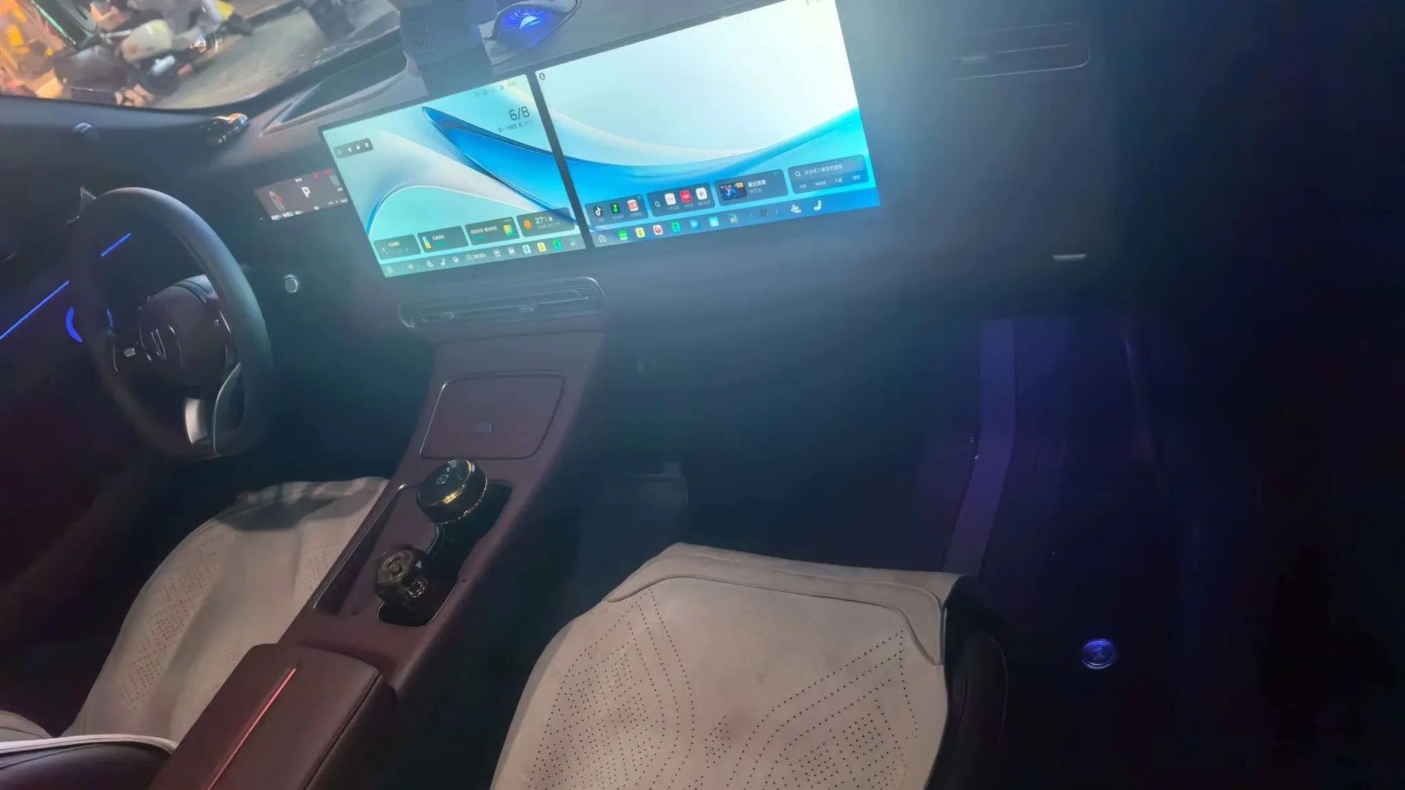 HongQi 2026 HS6 PHEV 1.5T 240 Smart Hybrid Automatic Gear 7