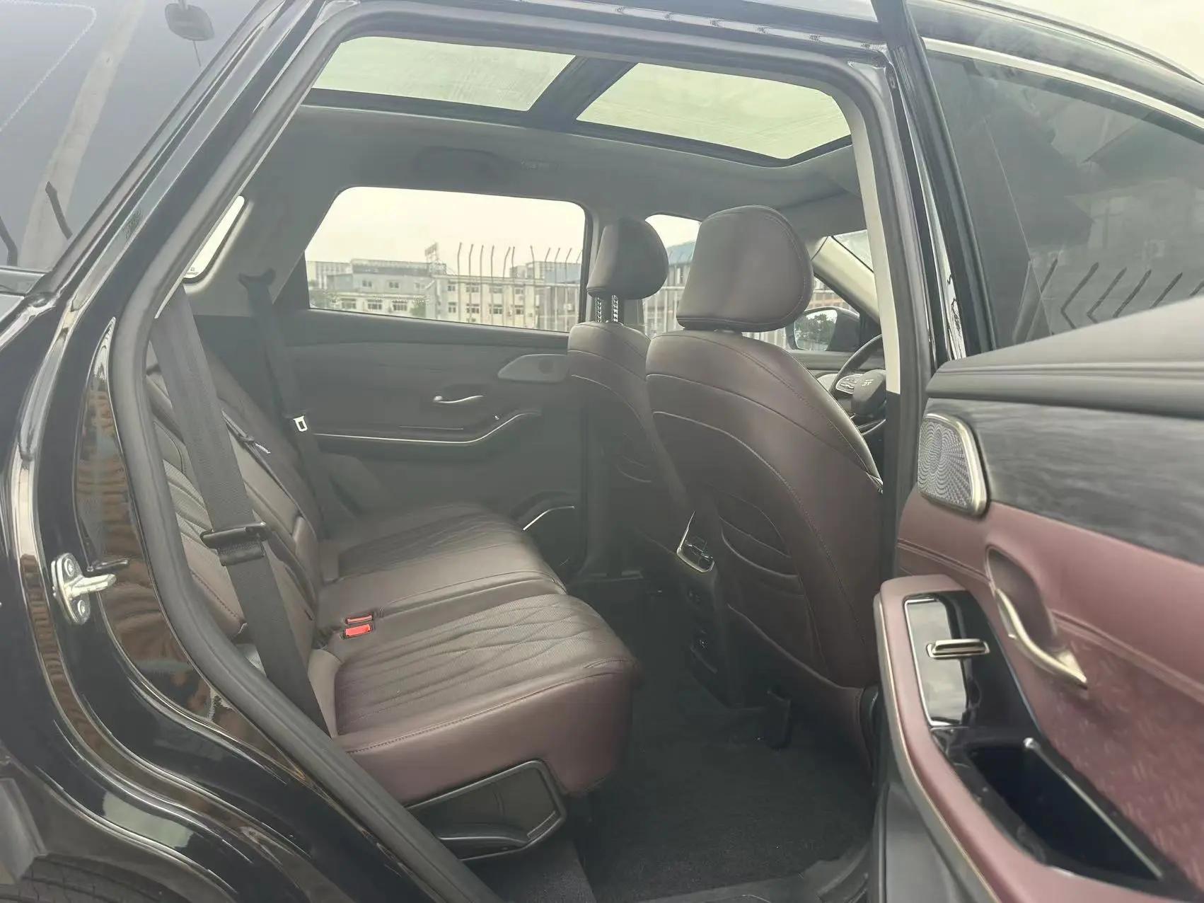 Jetour X90 PRO 2024 2.0T DCT Deluxe Edition 5 11