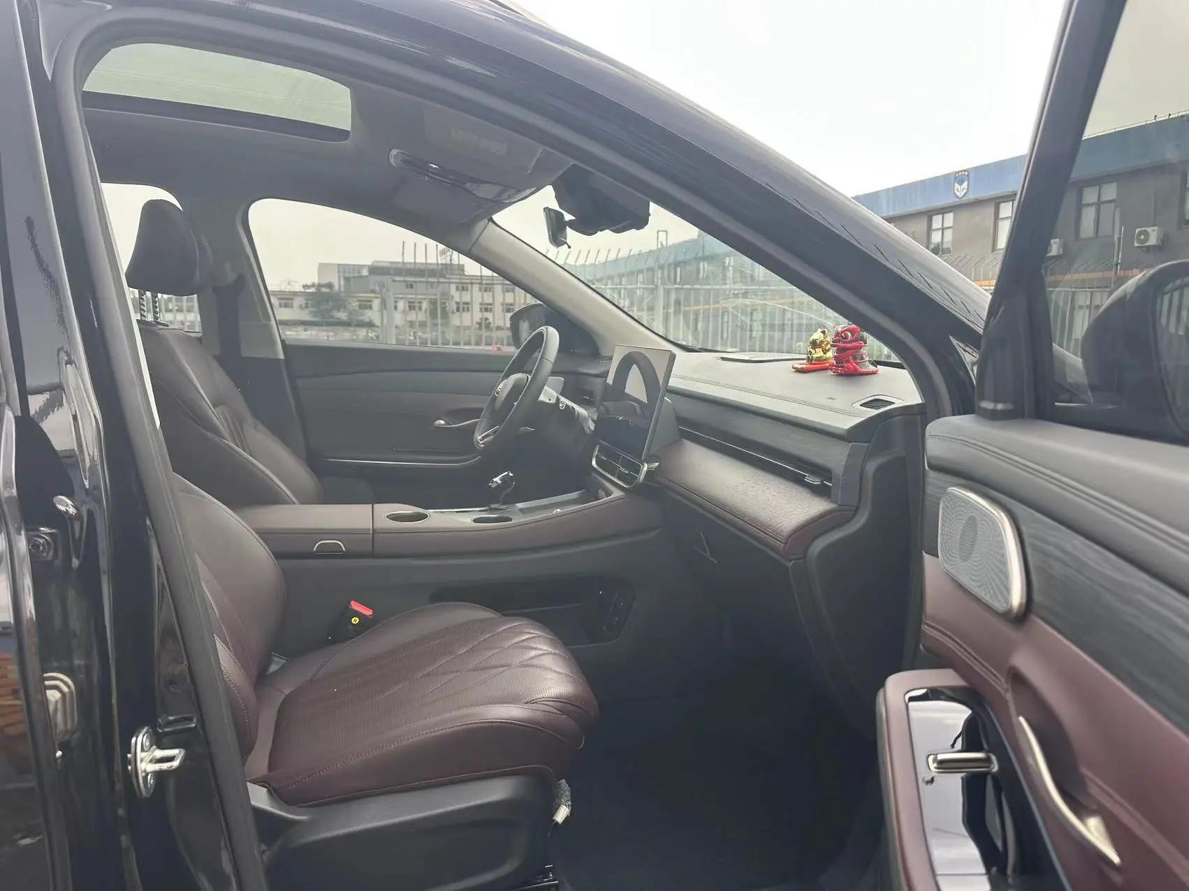 Jetour X90 PRO 2024 2.0T DCT Deluxe Edition 5 12