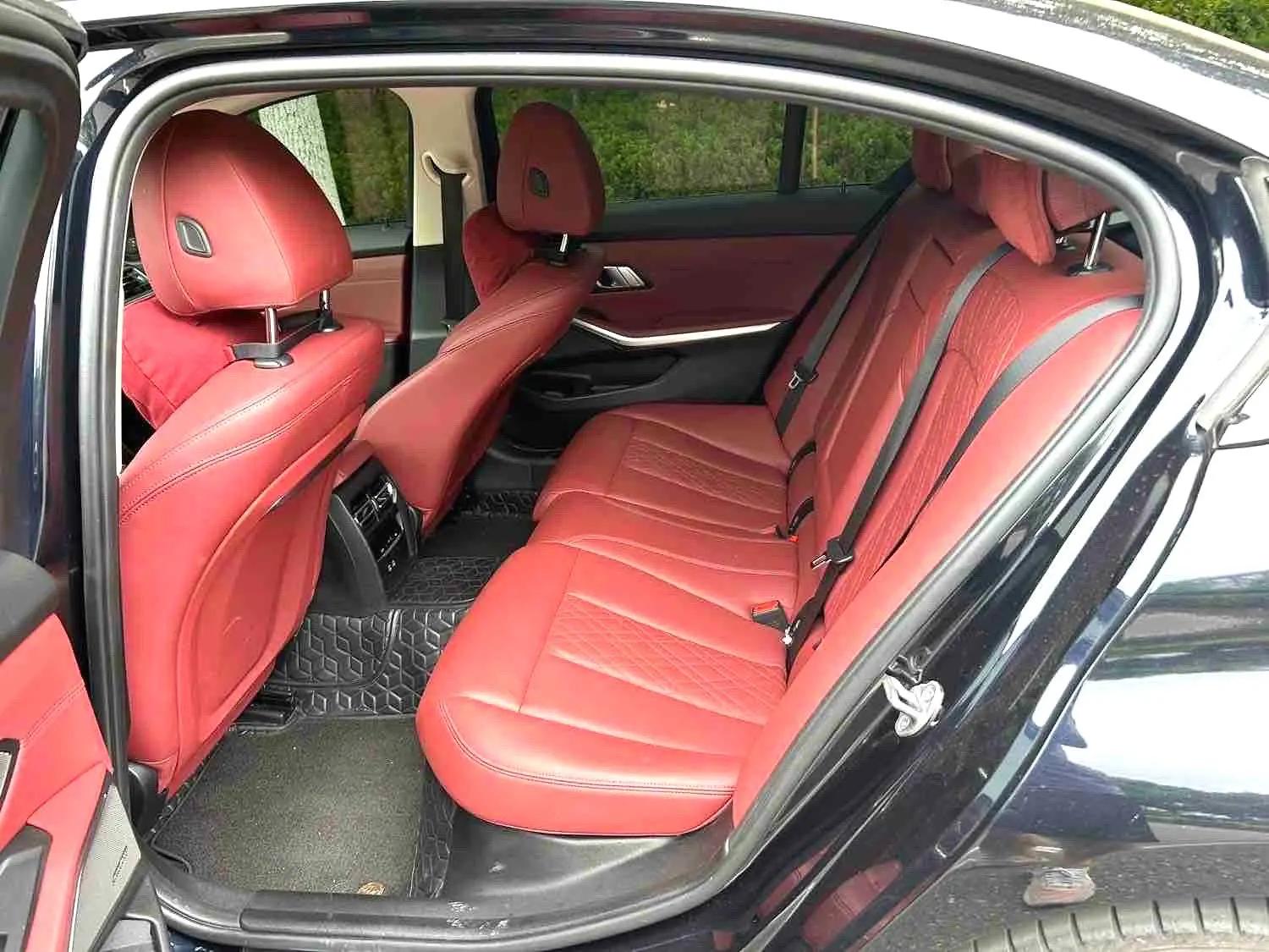 BMW 3 Series 2023 325Li M Sports Night Suit 7