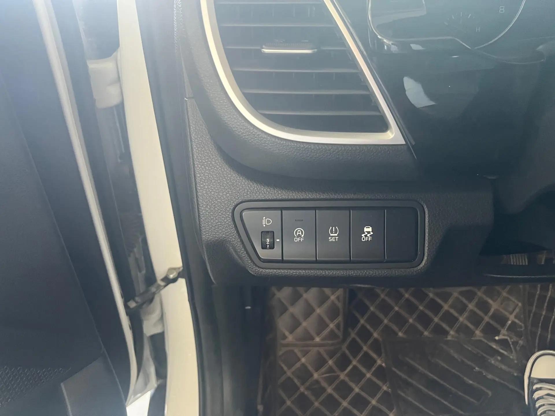 Kia 2021 KX3 (Optima) 1.5 CVT Trendy Edition Automatic 13