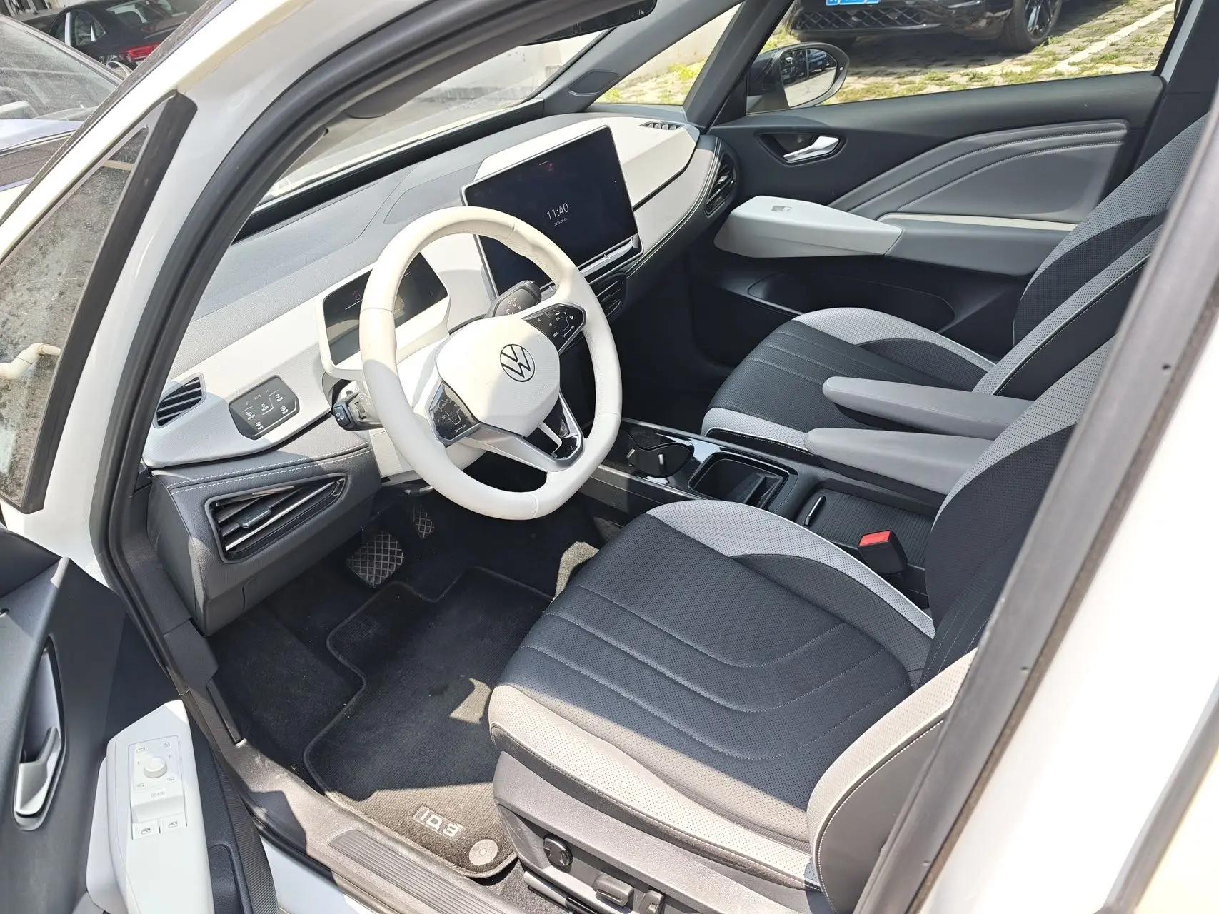 Volkswagen 2025 ID. 3 smart superior oxygen version automatic gear 2