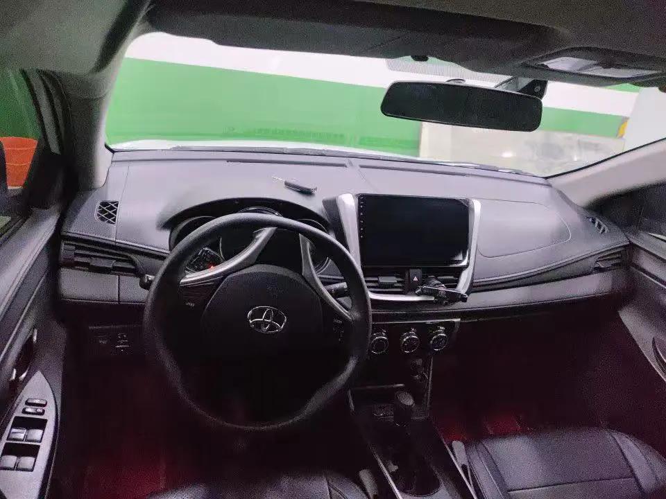 YARiS L Zhixuan 2022 1.5L CVT Leading PLUS Edition 3