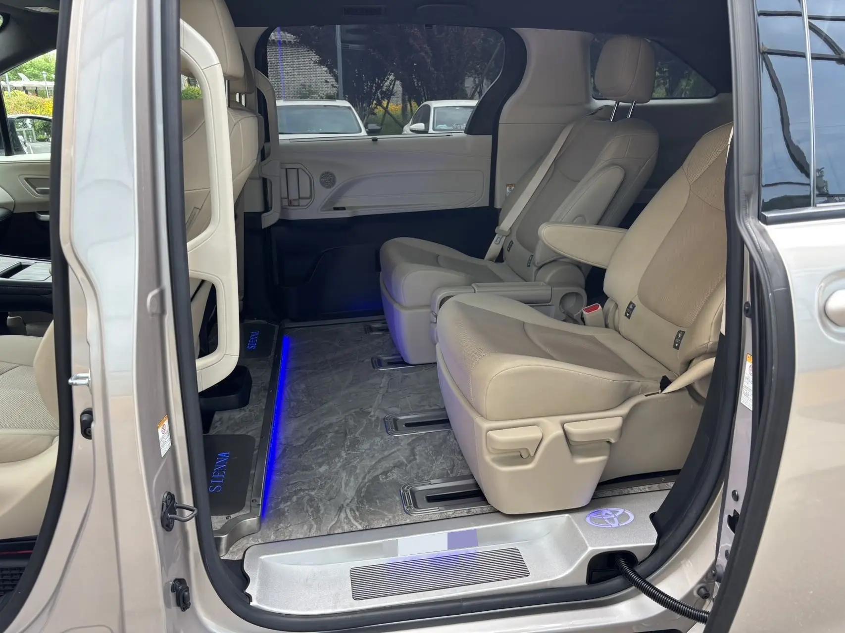 Toyota 2023 Sana 2.5 Stepless Deluxe Edition Automatic Gear 8