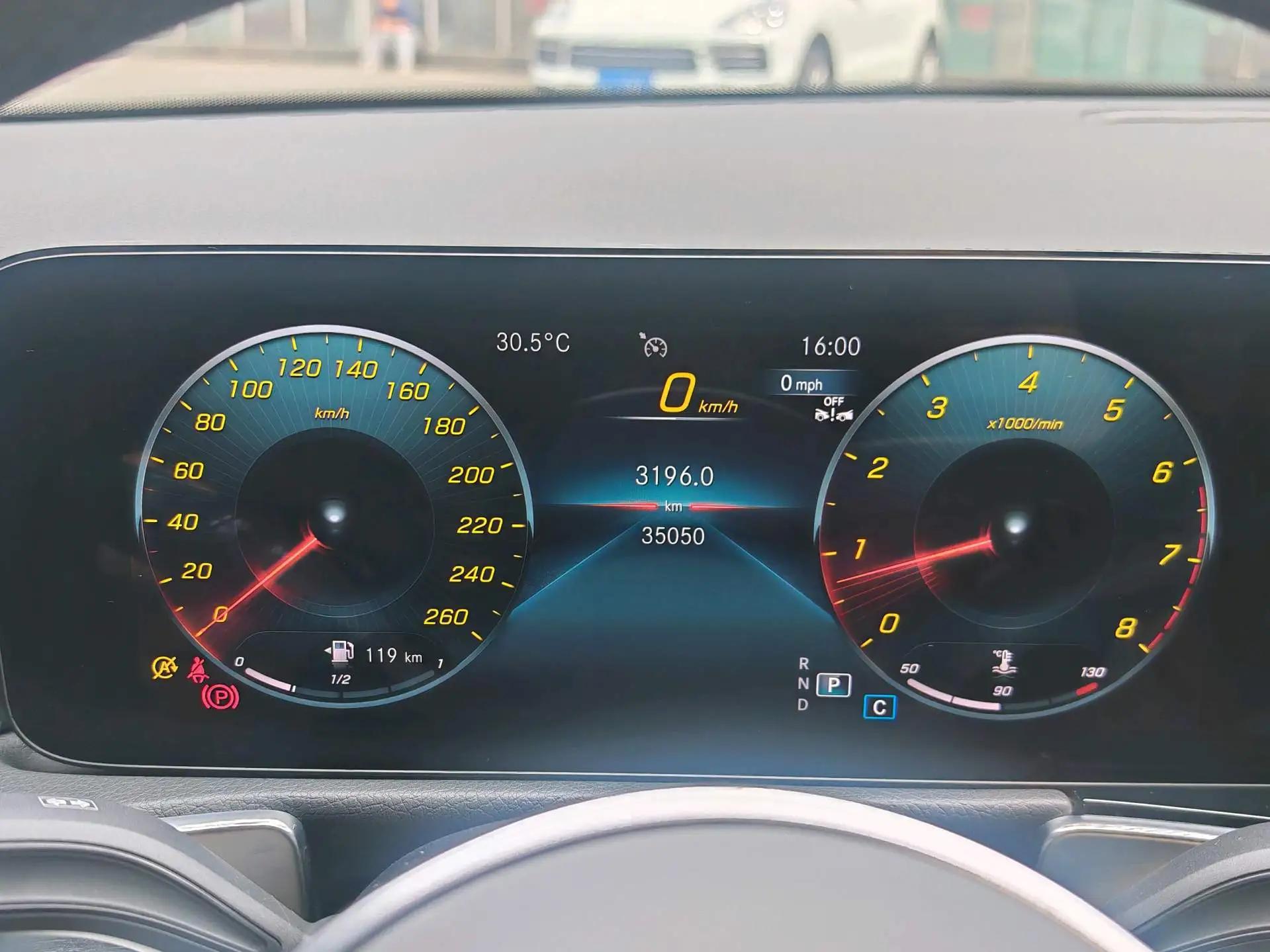 Mercedes Benz GLB 2023 GLB 220 Fashion 20