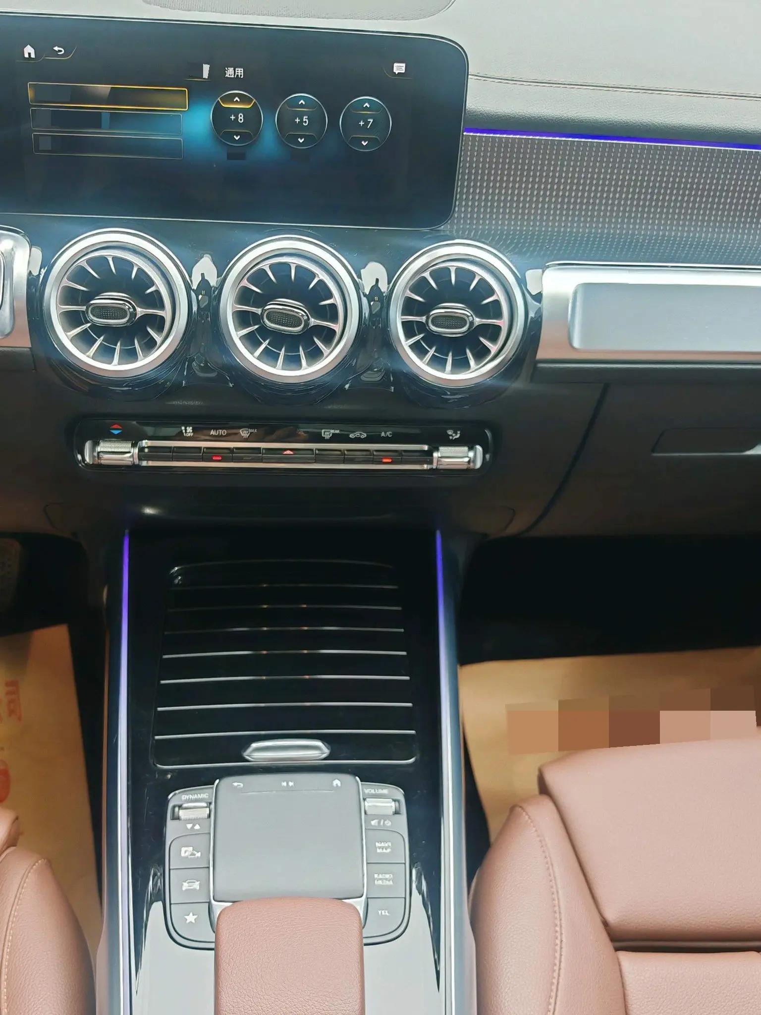 Mercedes Benz GLB 2023 GLB 220 Fashion 6