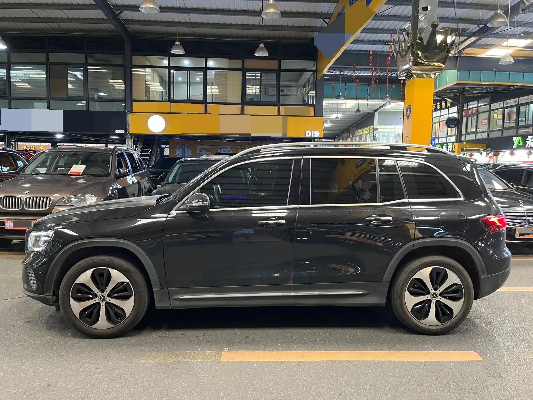 Mercedes Benz GLB 2023 GLB 220 Fashion 2