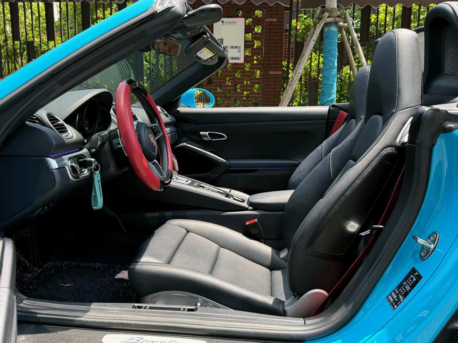 Porsche 718 2020 Boxster 2.0T 7