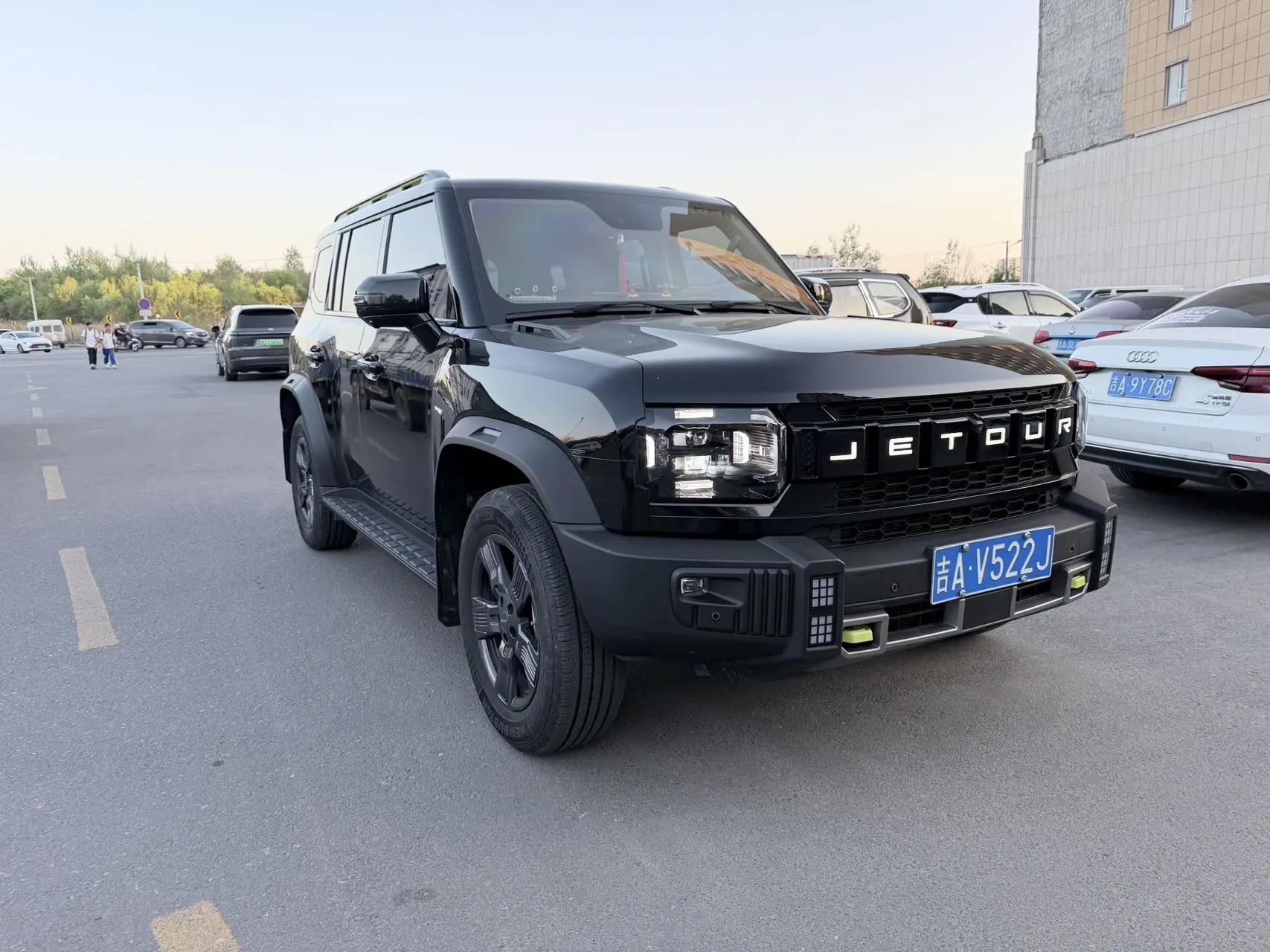 Jetour Traveler 2023 1.5T Two-Drive Discovery 3