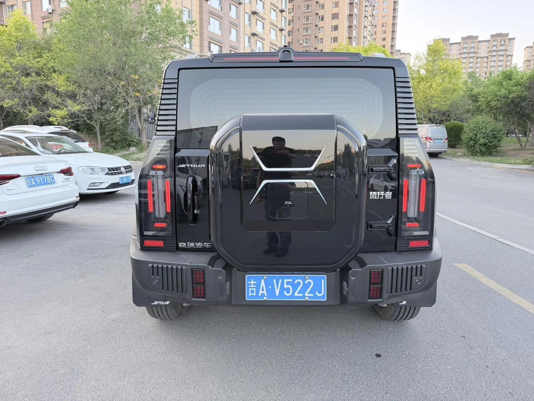 Jetour Traveler 2023 1.5T Two-Drive Discovery 8