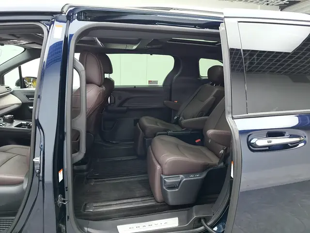 Toyota 2023 Grevia HYBRID 2.5 Stepless Flagship VIP Edition Automatic Gear 8
