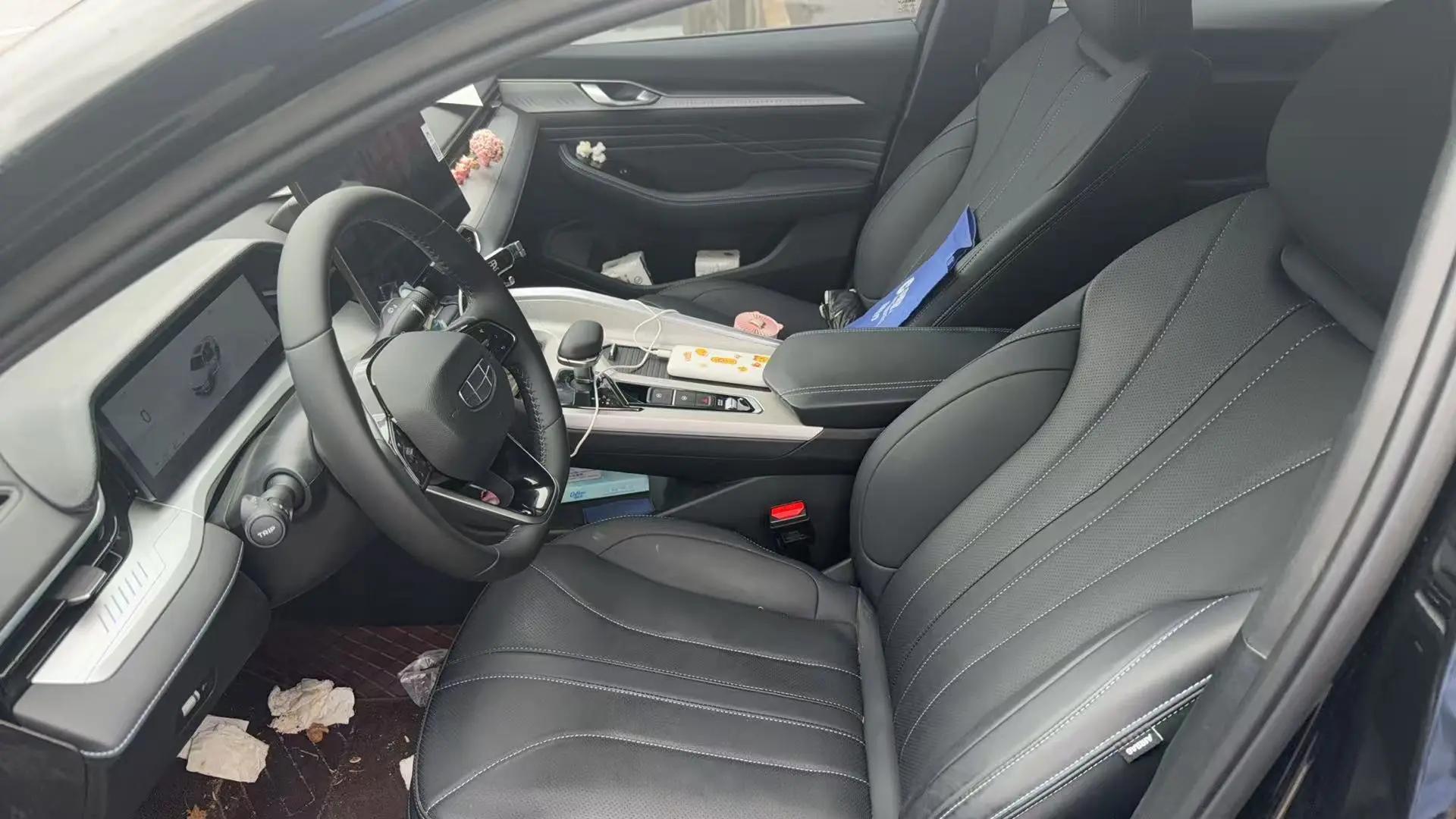 Geely 2025 Xingrui 1.5TD Oriental Yao Kunlun Edition Automatic 3