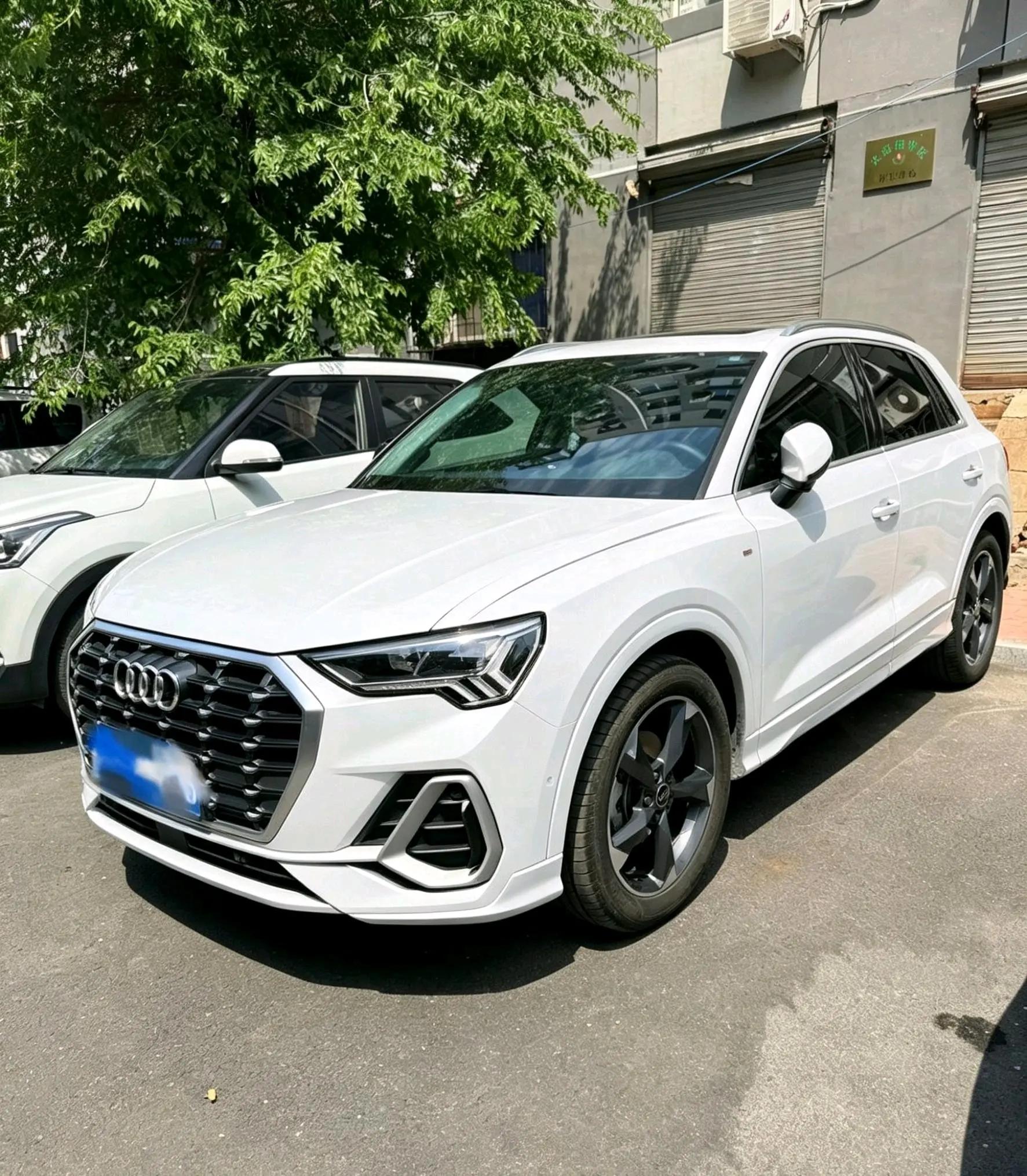 Audi Q3 2021 model 35 TFSI Progressive Dynamic Edition