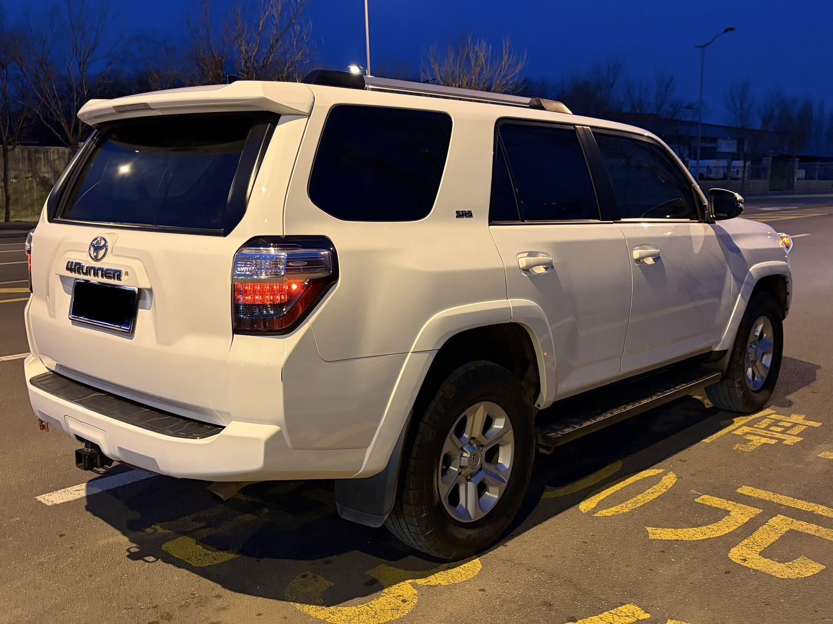 Toyota 4Runner (Imported) 2020 4Runner 4.0 Four-wheel Drive Automatic 3