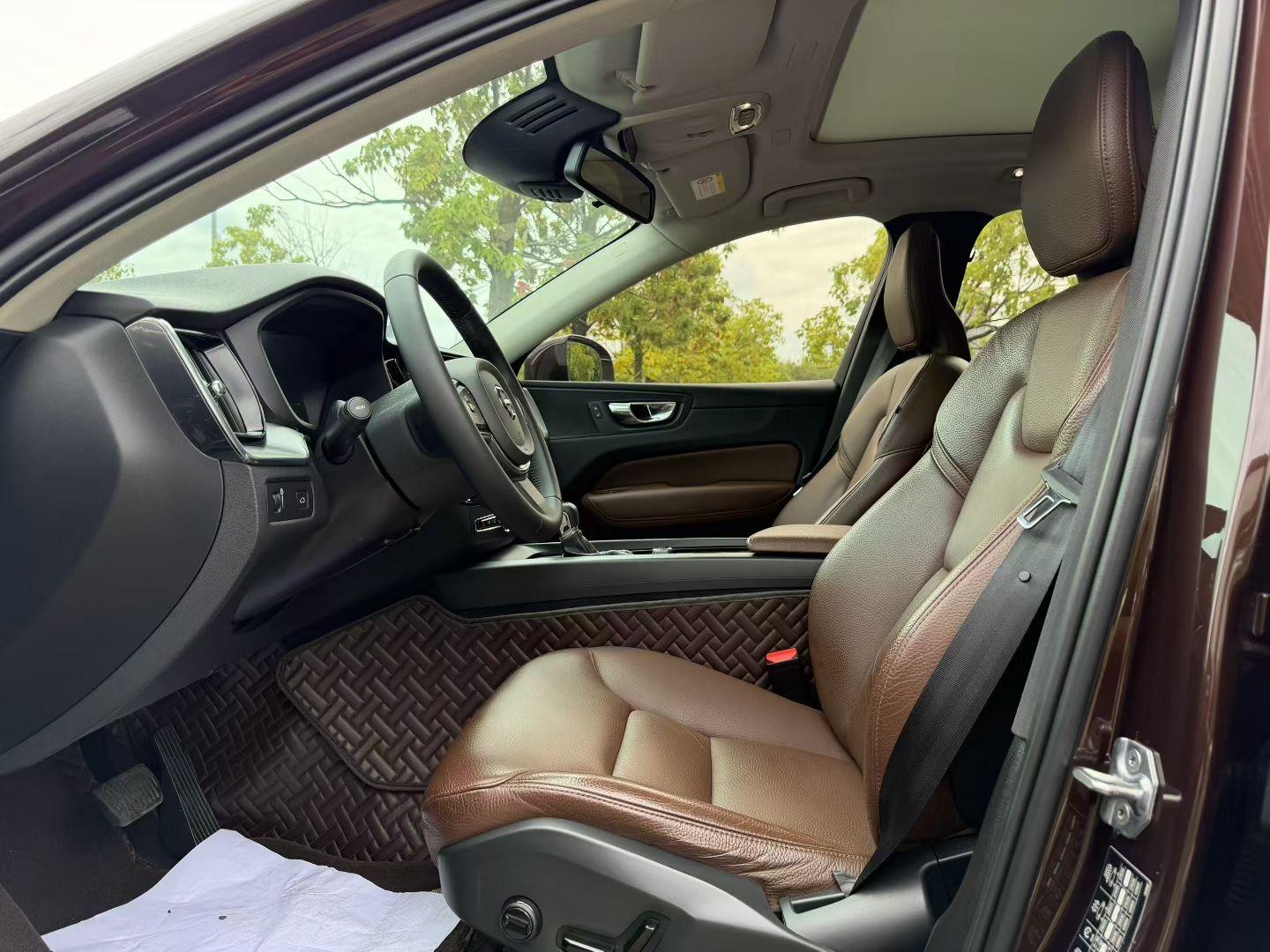 Volvo XC60 2020 T5 4-wheel-drive Zhiyi Deluxe Edition 4