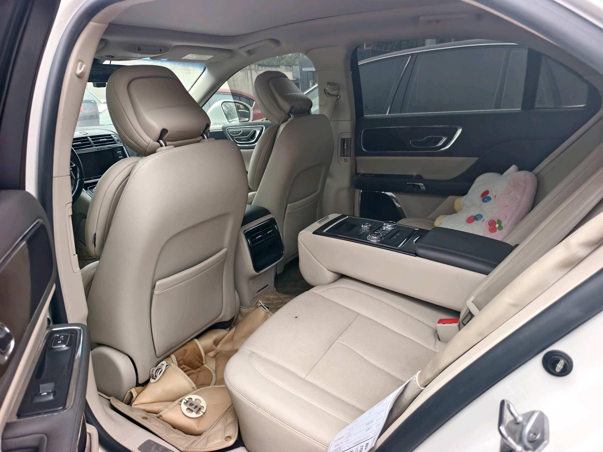 Lincoln mainland 2019 2.0T two-wheel drive distinguished version of the national v 5